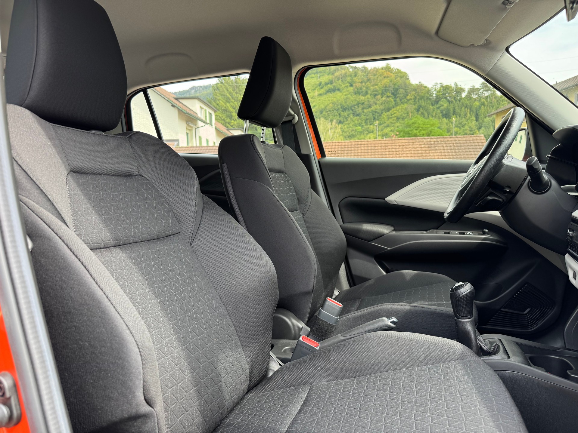 SUZUKI Swift 1.2 Compact+ Hybrid 4x4-image-10
