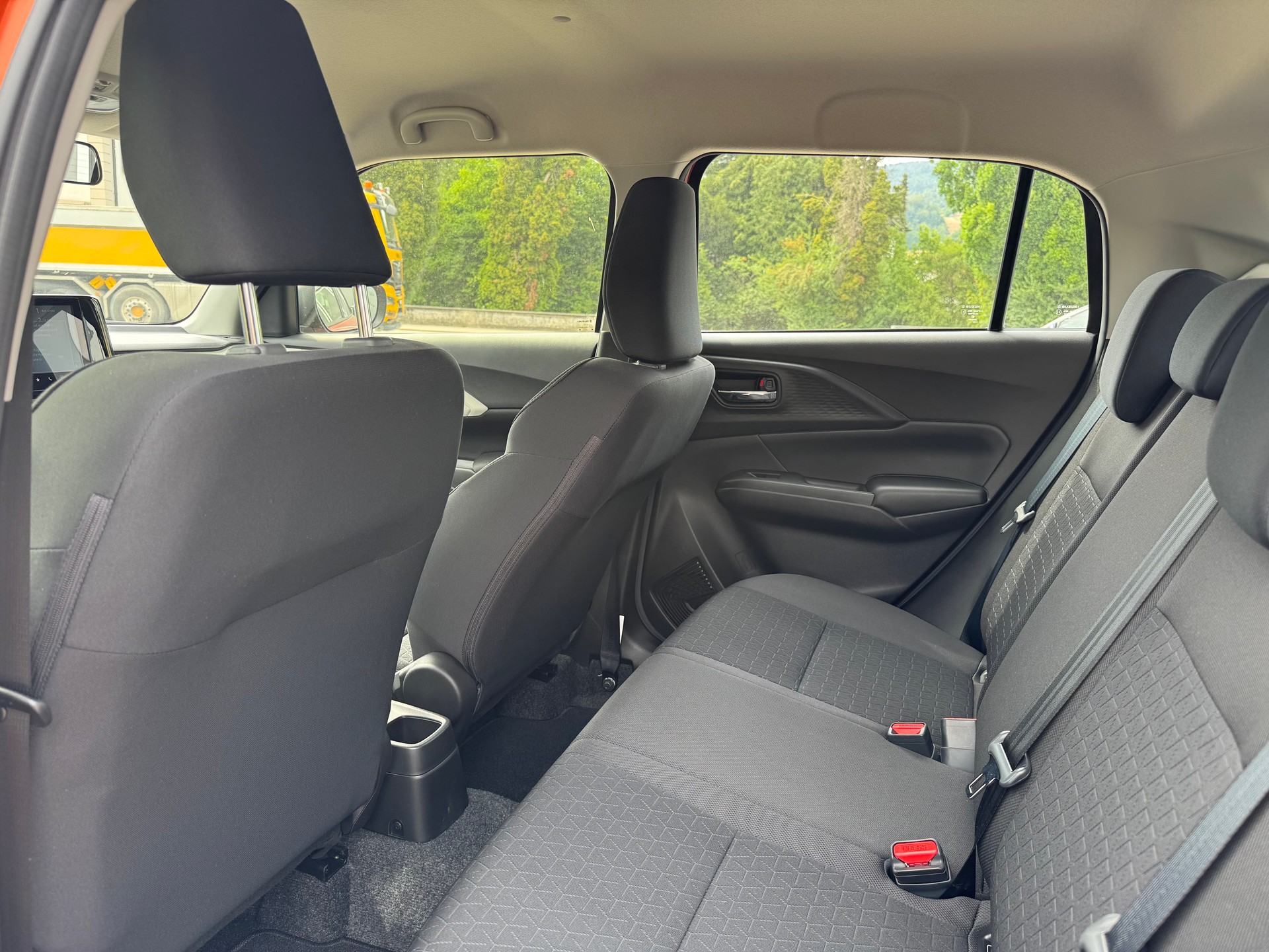 SUZUKI Swift 1.2 Compact+ Hybrid 4x4-image-11