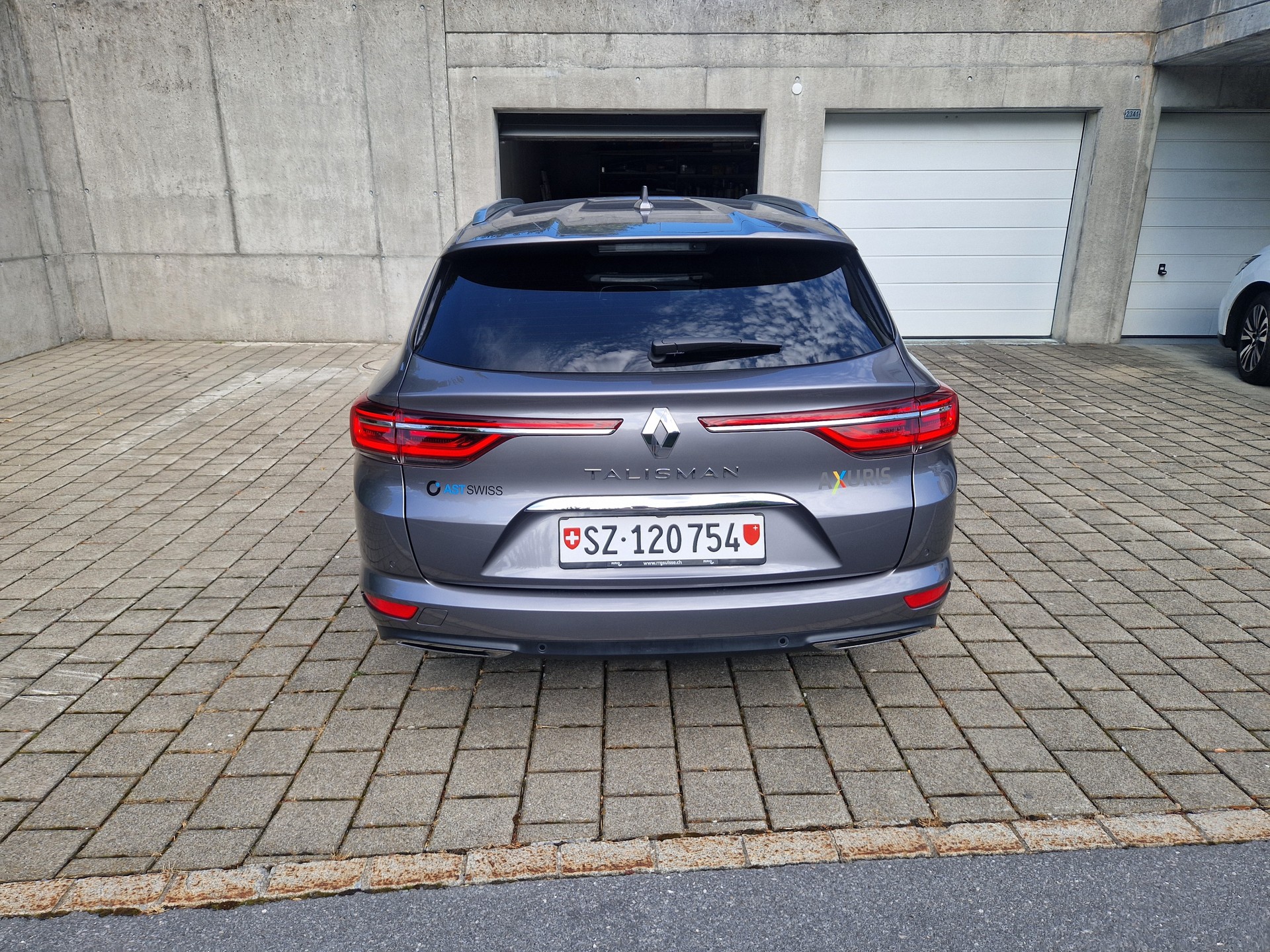 RENAULT 2.0 Blue dCi 190 Intens EDC-image-3