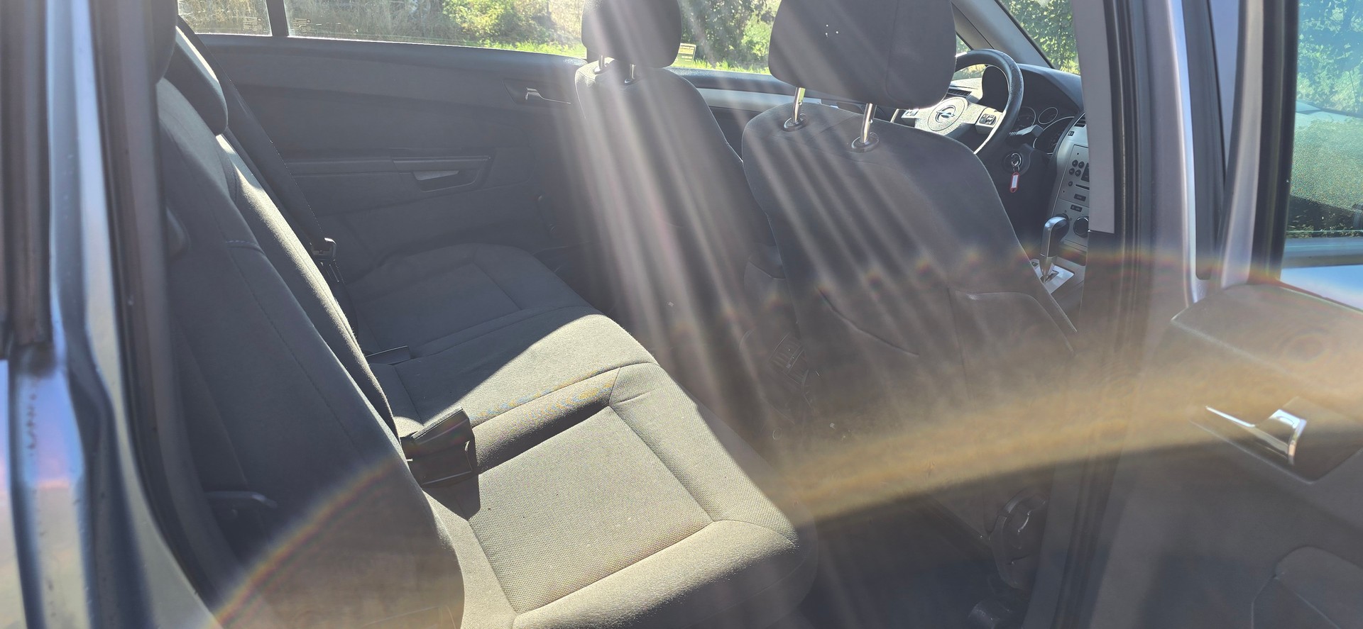 OPEL Zafira 1.9 CDTI Edition Automatic-image-11