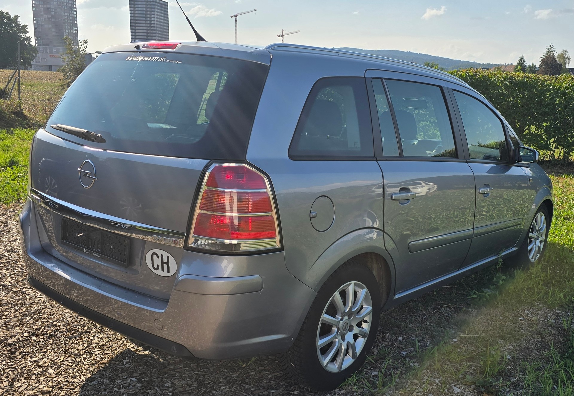 OPEL Zafira 1.9 CDTI Edition Automatic-image-7