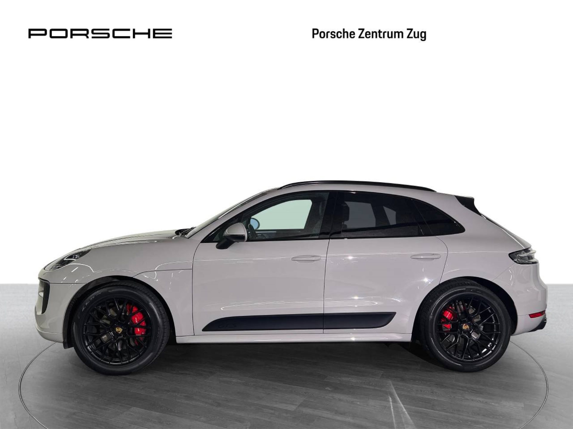 PORSCHE Macan GTS-showroom-element-1