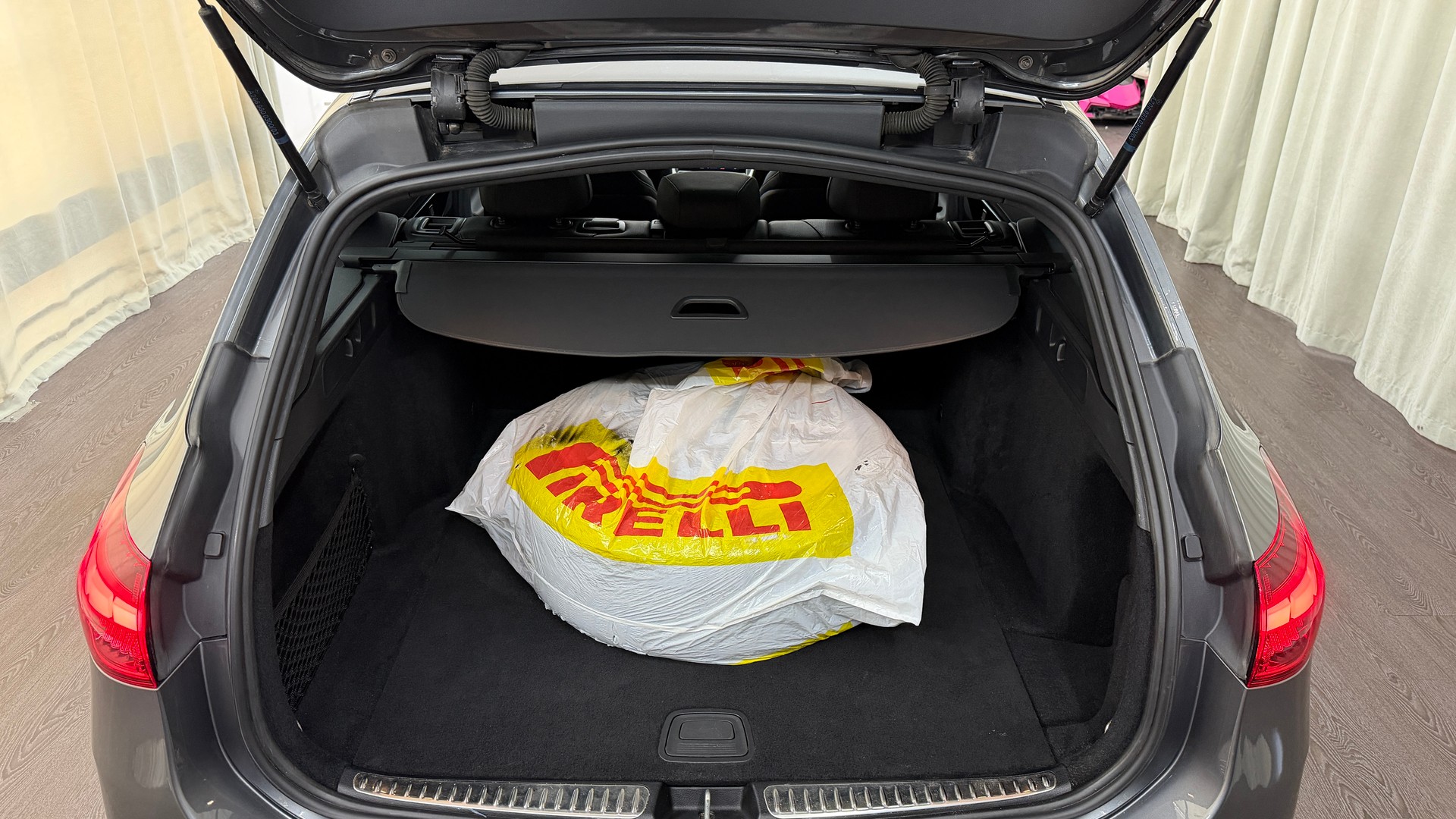 MERCEDES-BENZ C 220 d T 4Matic AMG Line-image-18
