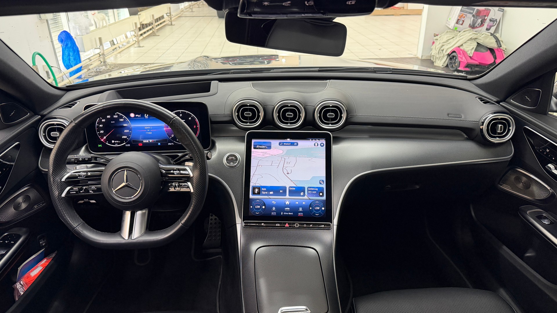 MERCEDES-BENZ C 220 d T 4Matic AMG Line-image-7