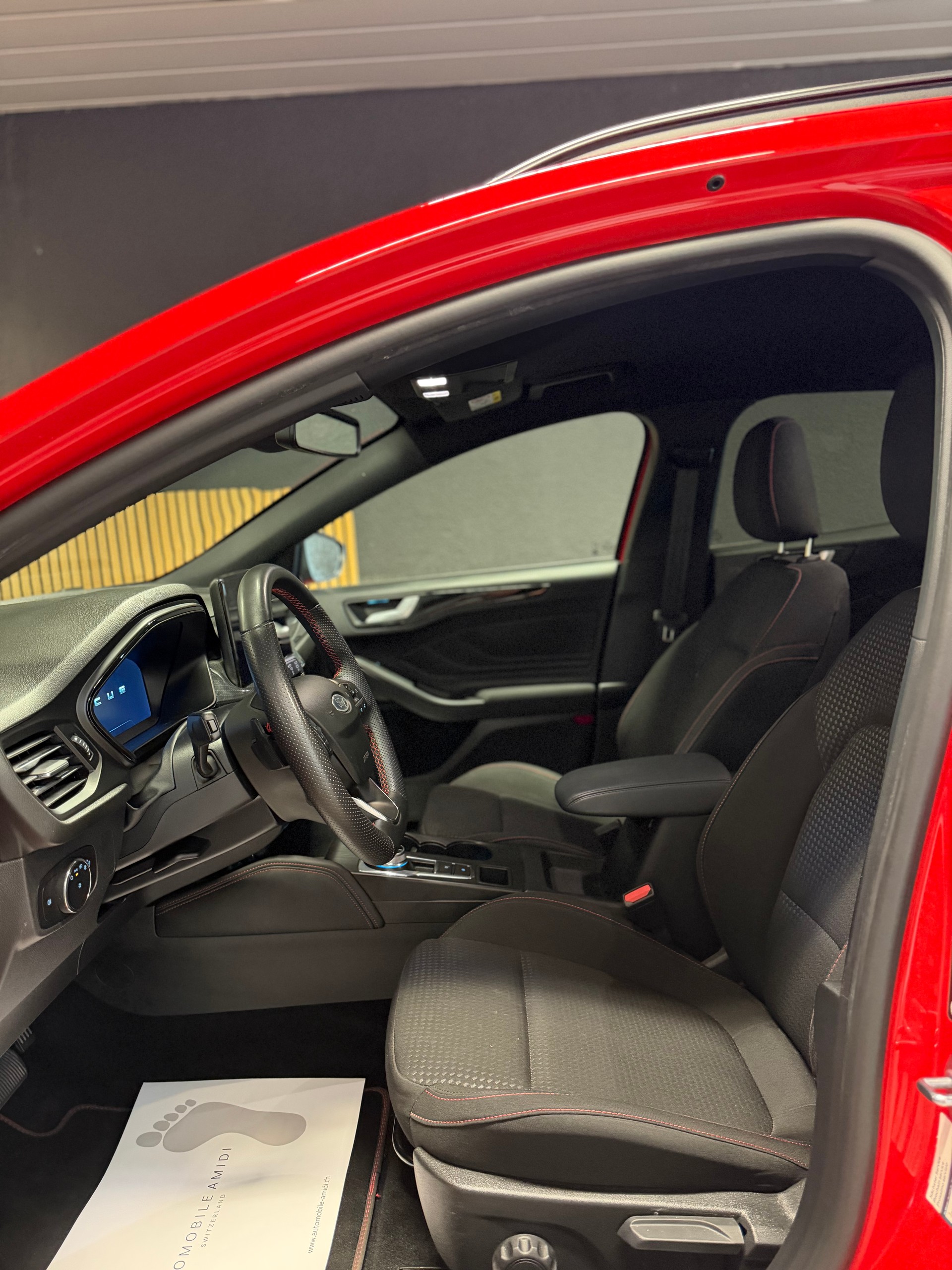 FORD Focus 1.5 TDCi EcoBlue ST-Line X Automatic-image-7