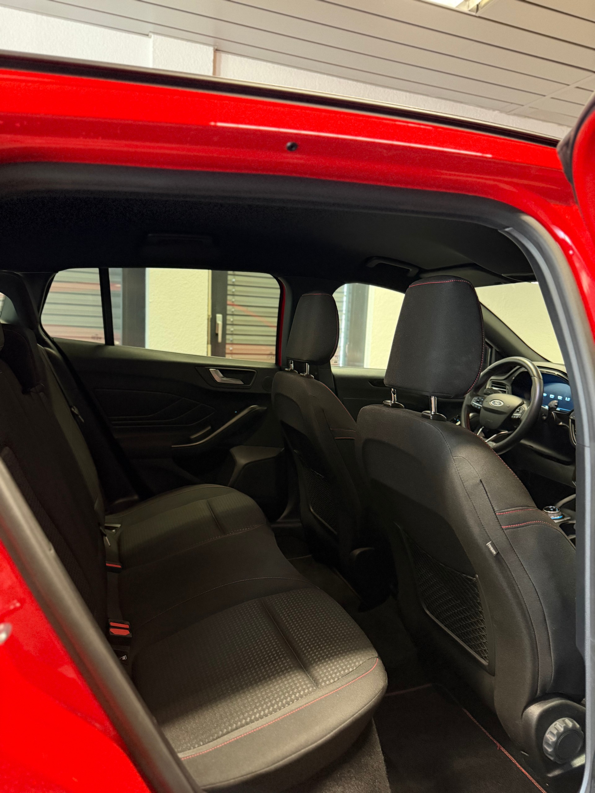 FORD Focus 1.5 TDCi EcoBlue ST-Line X Automatic-image-11
