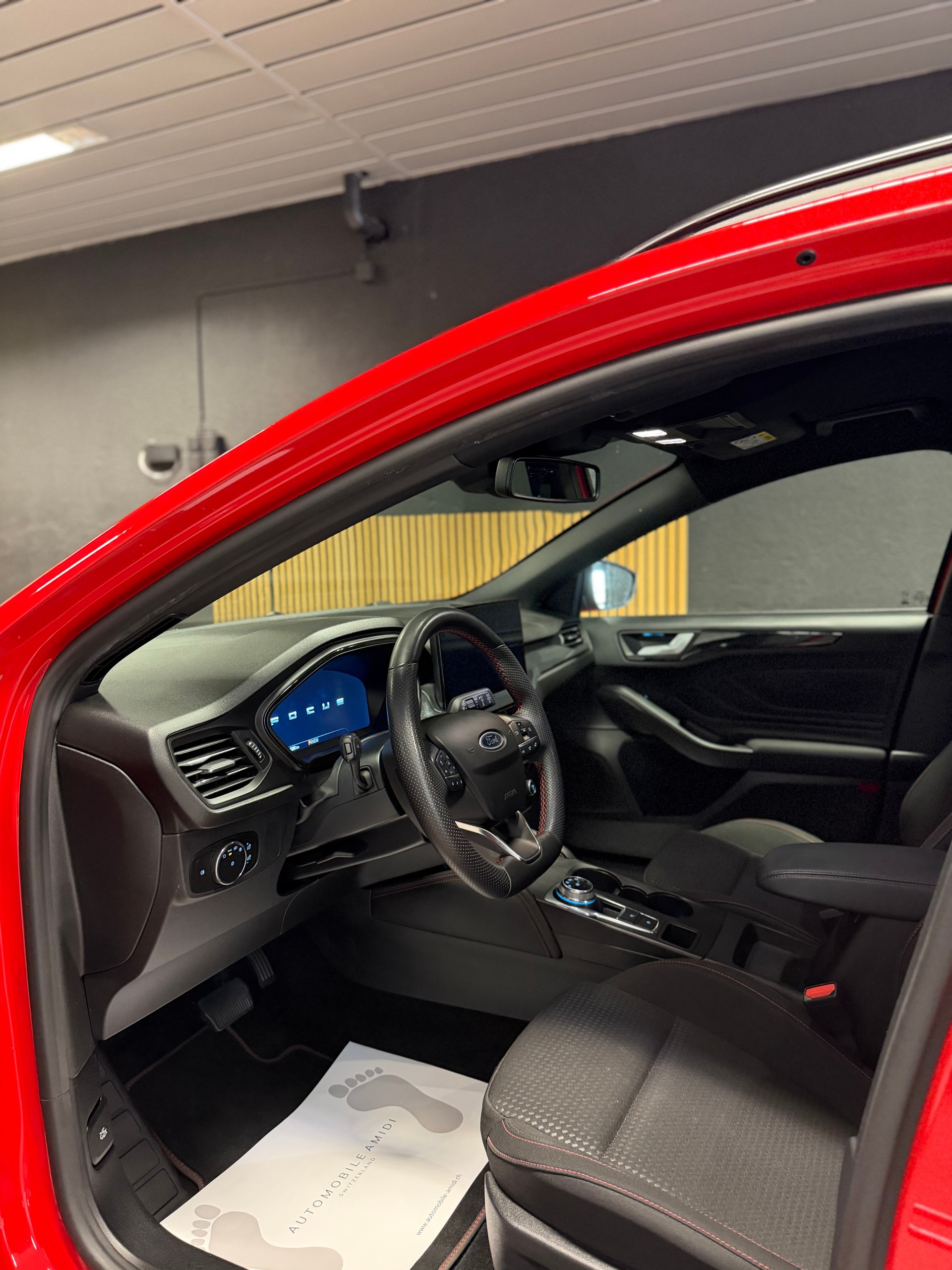 FORD Focus 1.5 TDCi EcoBlue ST-Line X Automatic-image-6