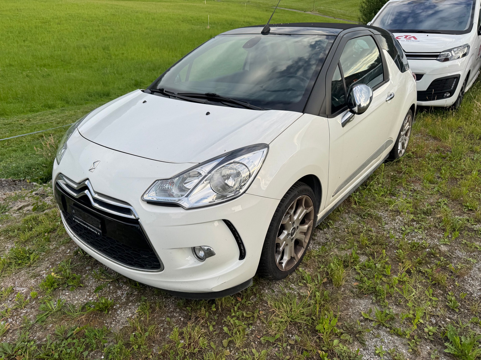 DS AUTOMOBILES DS3 Cabrio 1.6 THP Sport Chic-image-1
