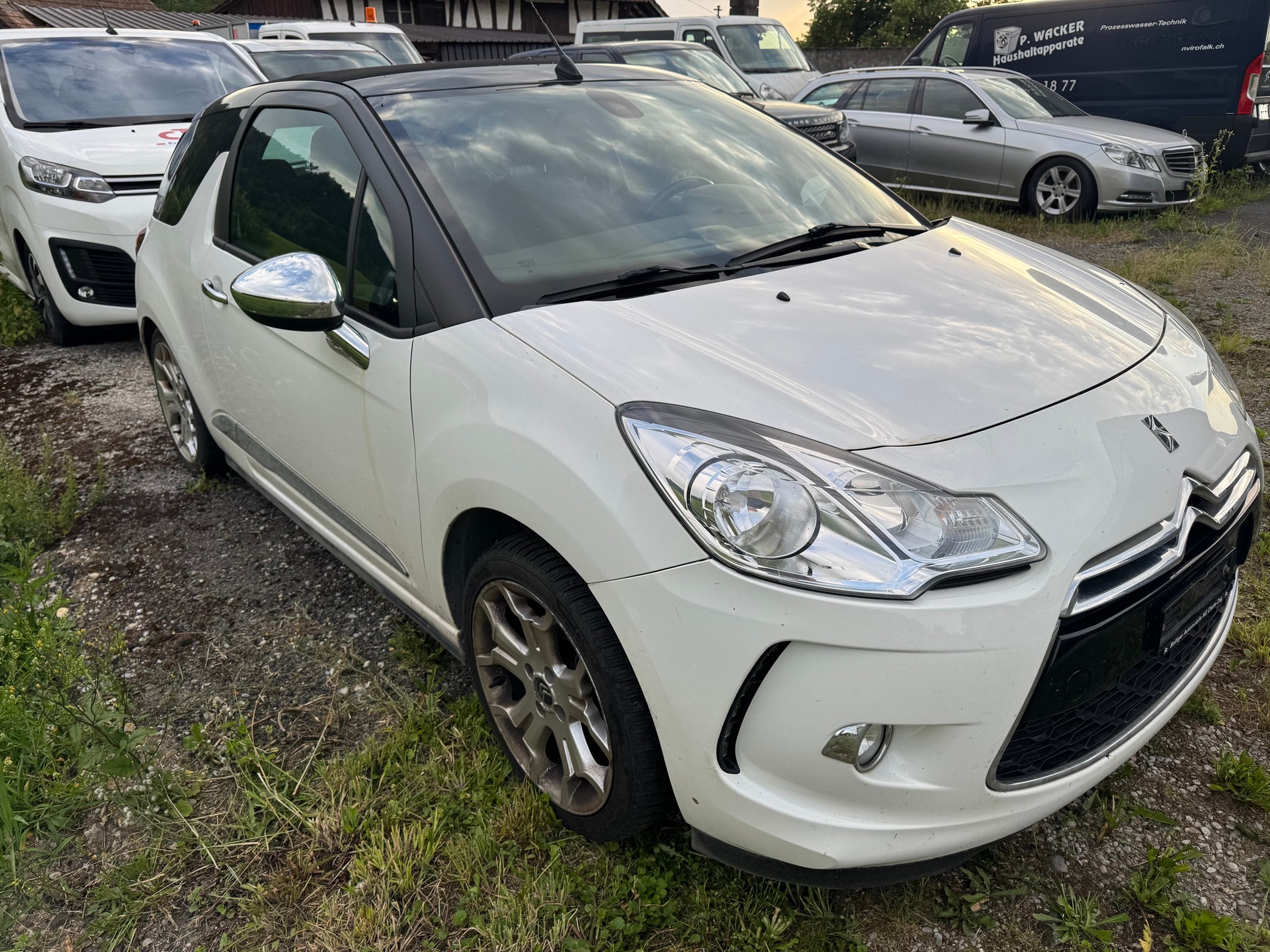 DS AUTOMOBILES DS3 Cabrio 1.6 THP Sport Chic-image-2