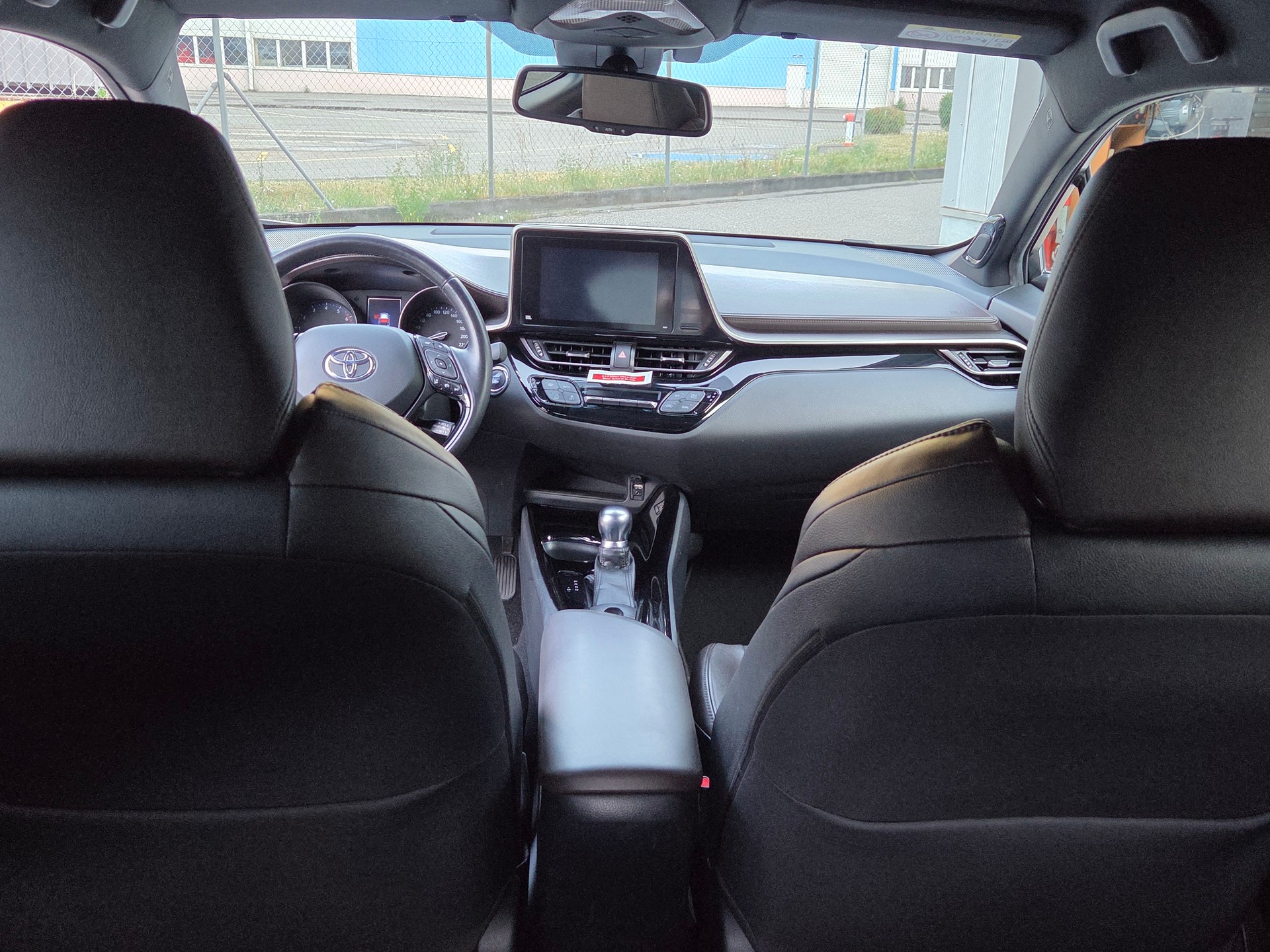 TOYOTA C-HR 1.2 Turbo Premium 4WD Multidrive S-image-7