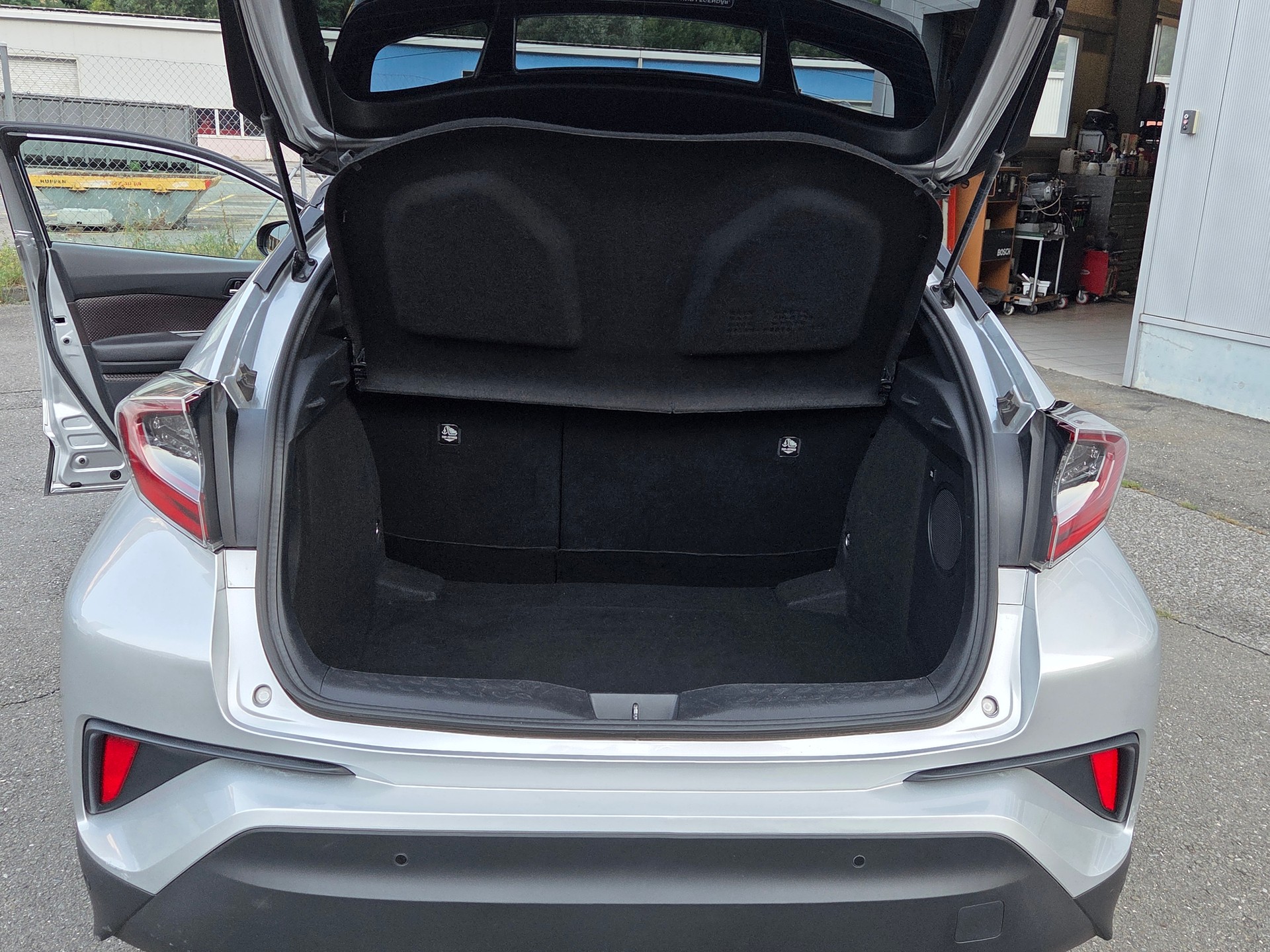 TOYOTA C-HR 1.2 Turbo Premium 4WD Multidrive S-image-6