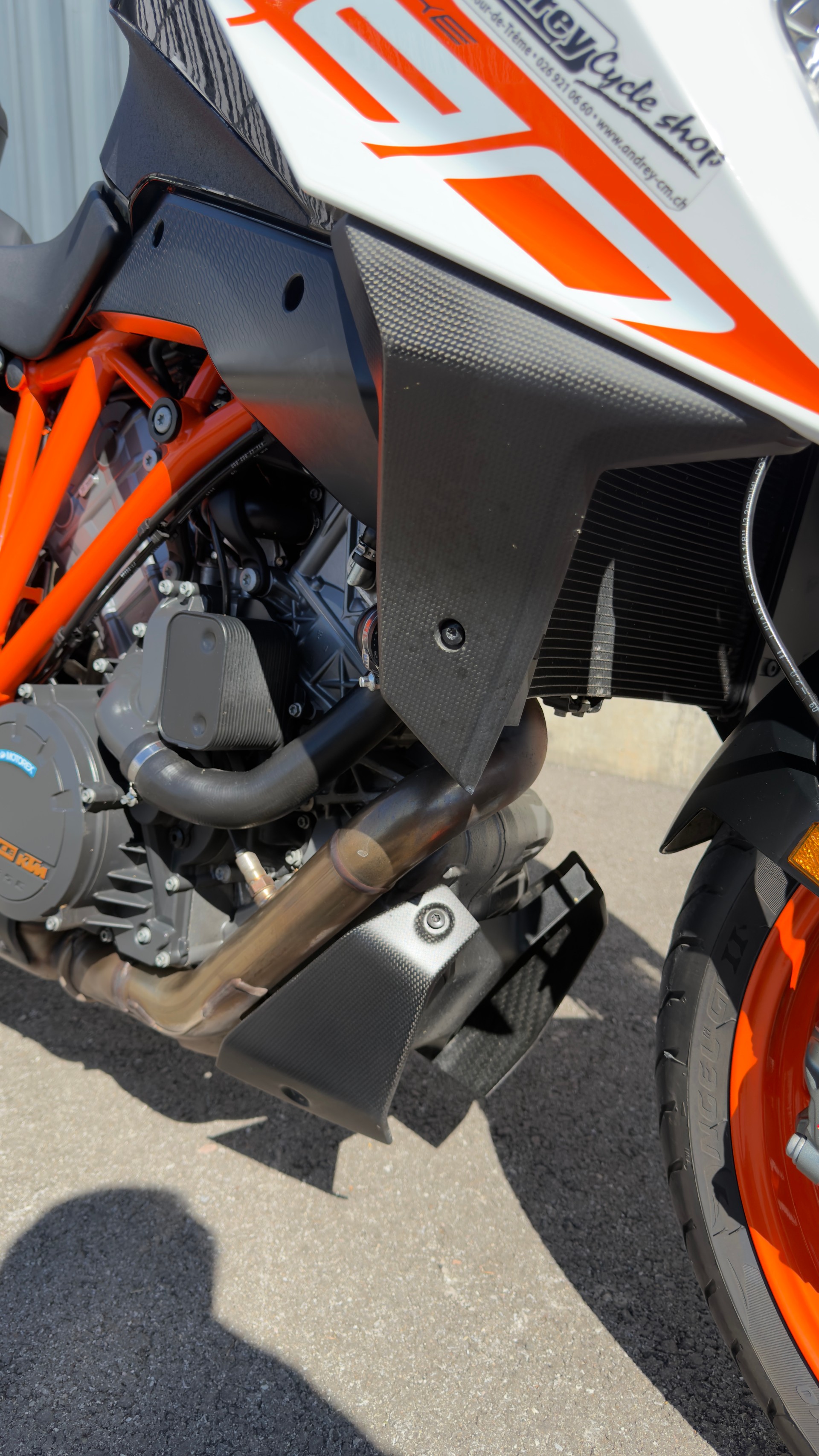 KTM 1290 Super Duke GT-image-6