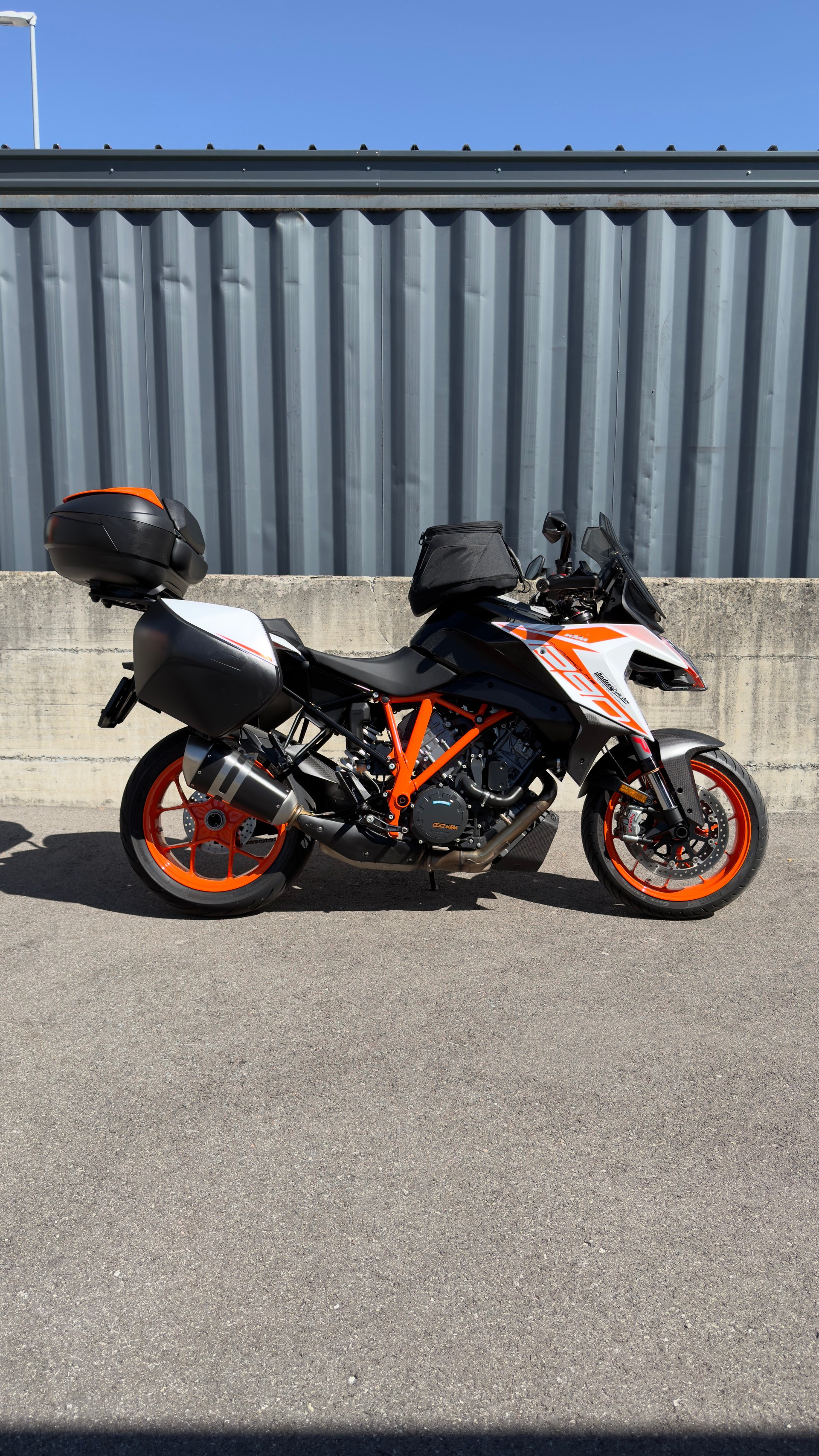 KTM 1290 Super Duke GT