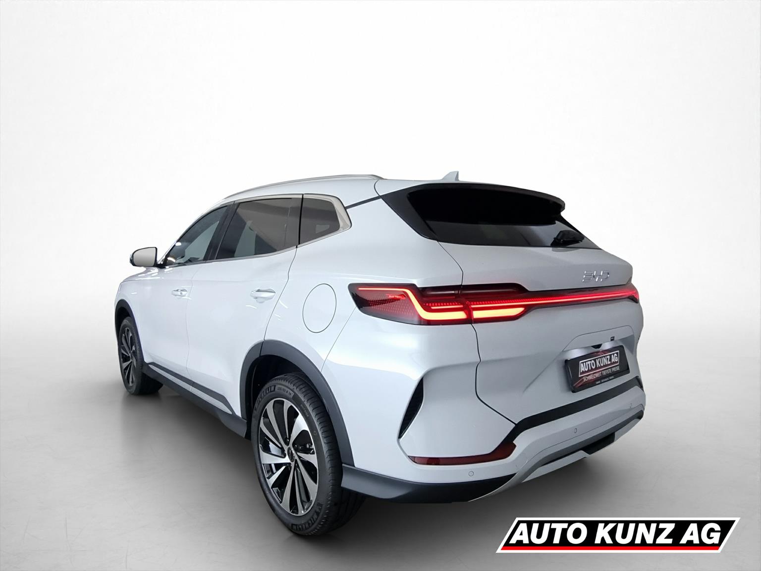 BYD Seal U DM-i Comfort FWD-image-3