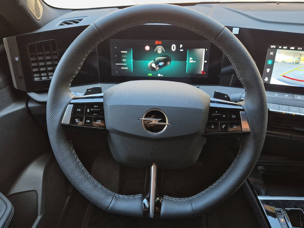 OPEL Astra Sports Tourer 1.2 T Hybrid GS-image-5