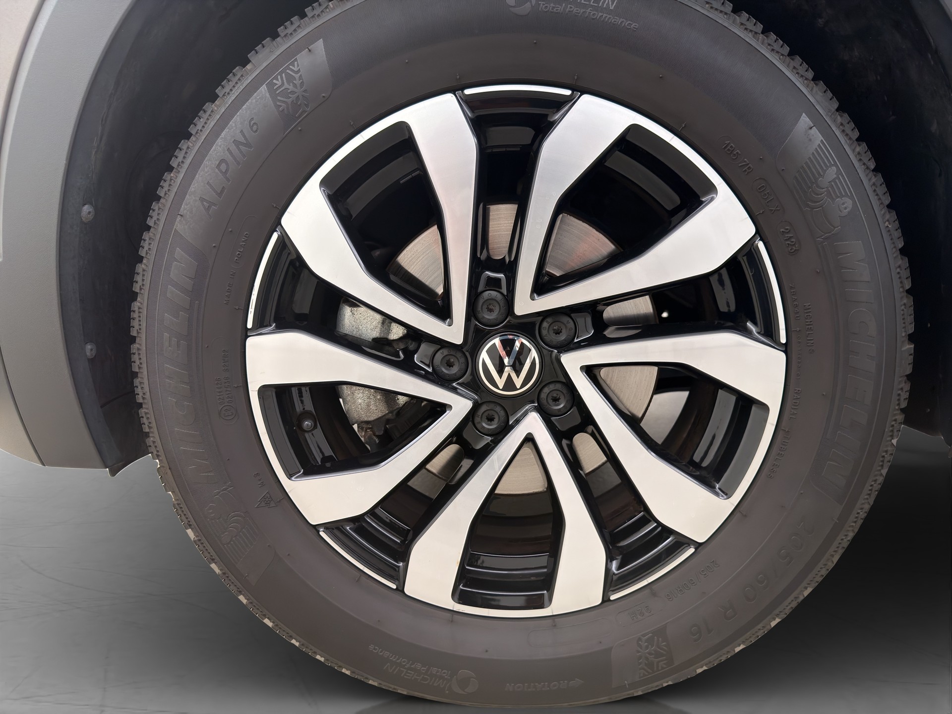 VW T-Cross 1.0 TSI 110 Active DSG-image-5