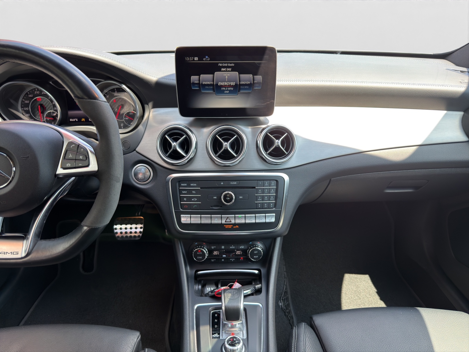 MERCEDES-BENZ GLA 45 AMG 4Matic 7G-DCT-image-12