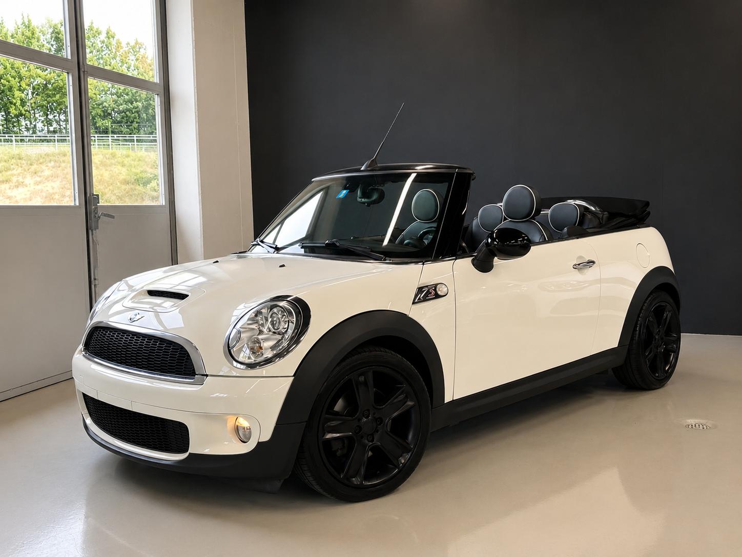 MINI Cooper S Cabriolet Steptronic-image-4