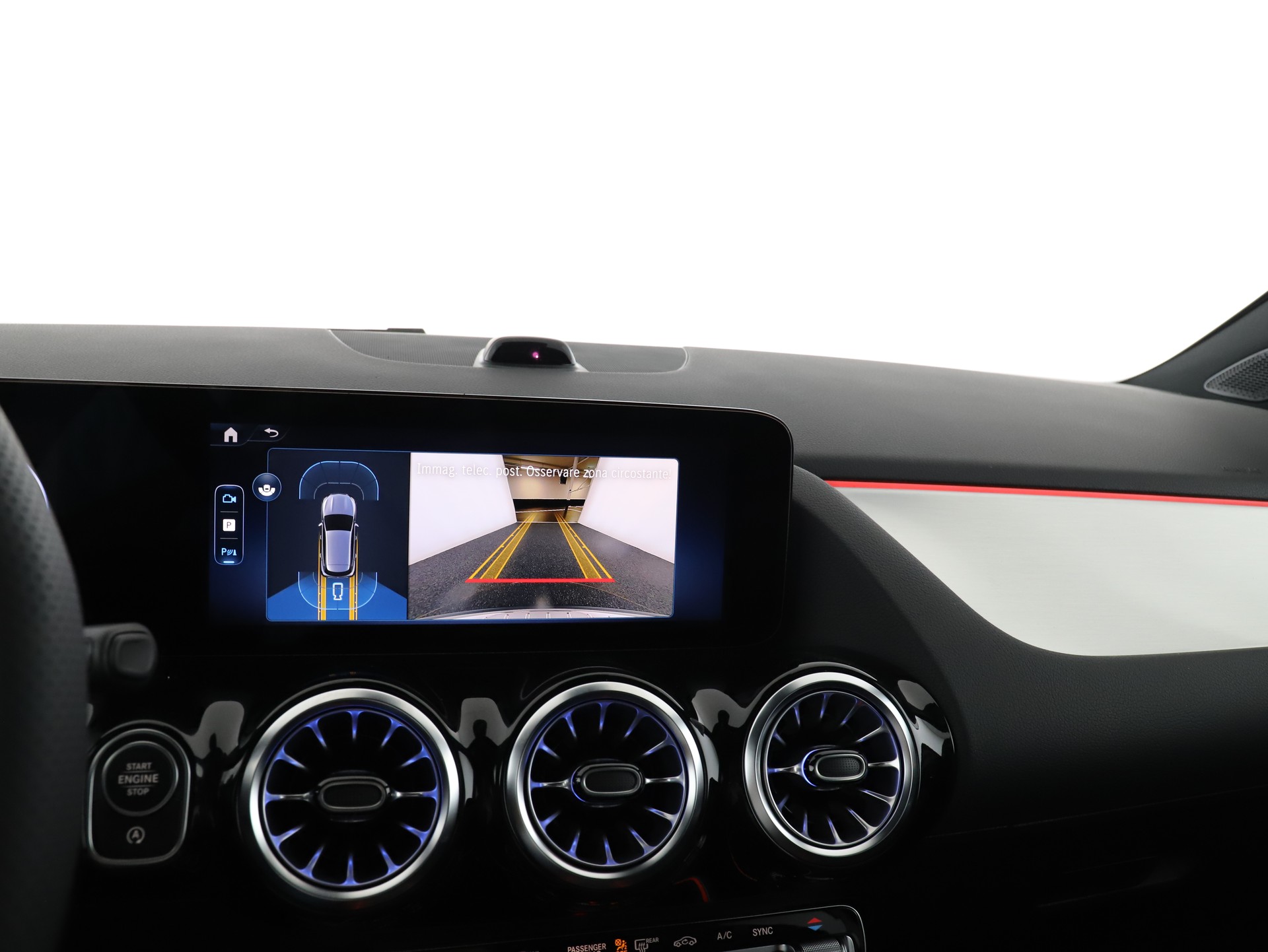 MERCEDES-BENZ GLA 200 Night Star 7G-D-image-14