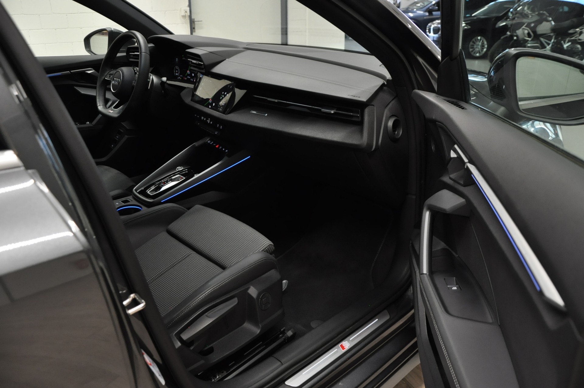 AUDI A3 Sportback 40 TFSI e advanced Attraction S-tronic-image-12