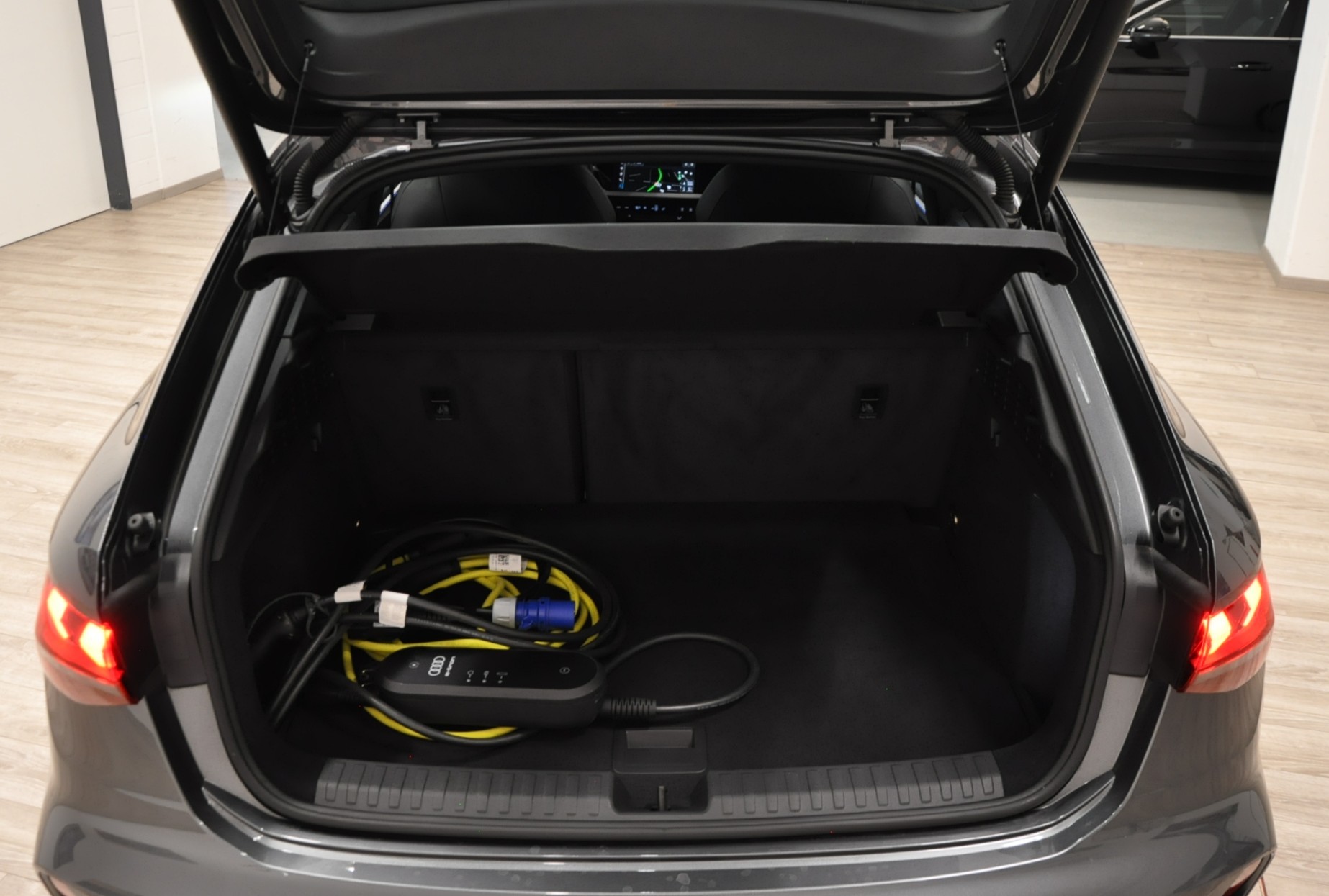 AUDI A3 Sportback 40 TFSI e advanced Attraction S-tronic-image-25