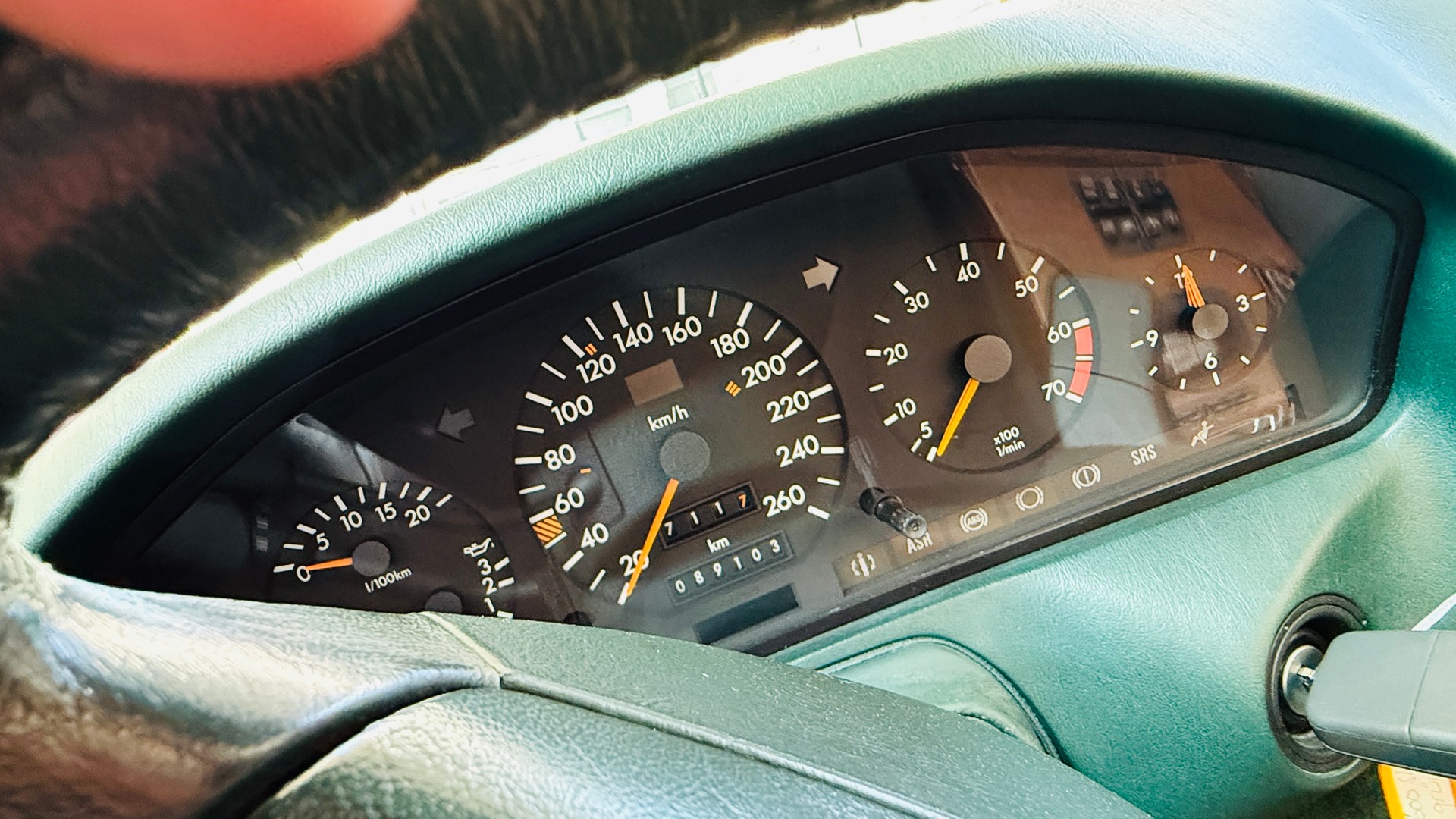 MERCEDES-BENZ SL 600 V12 Veteranenfahrzeug-image-15