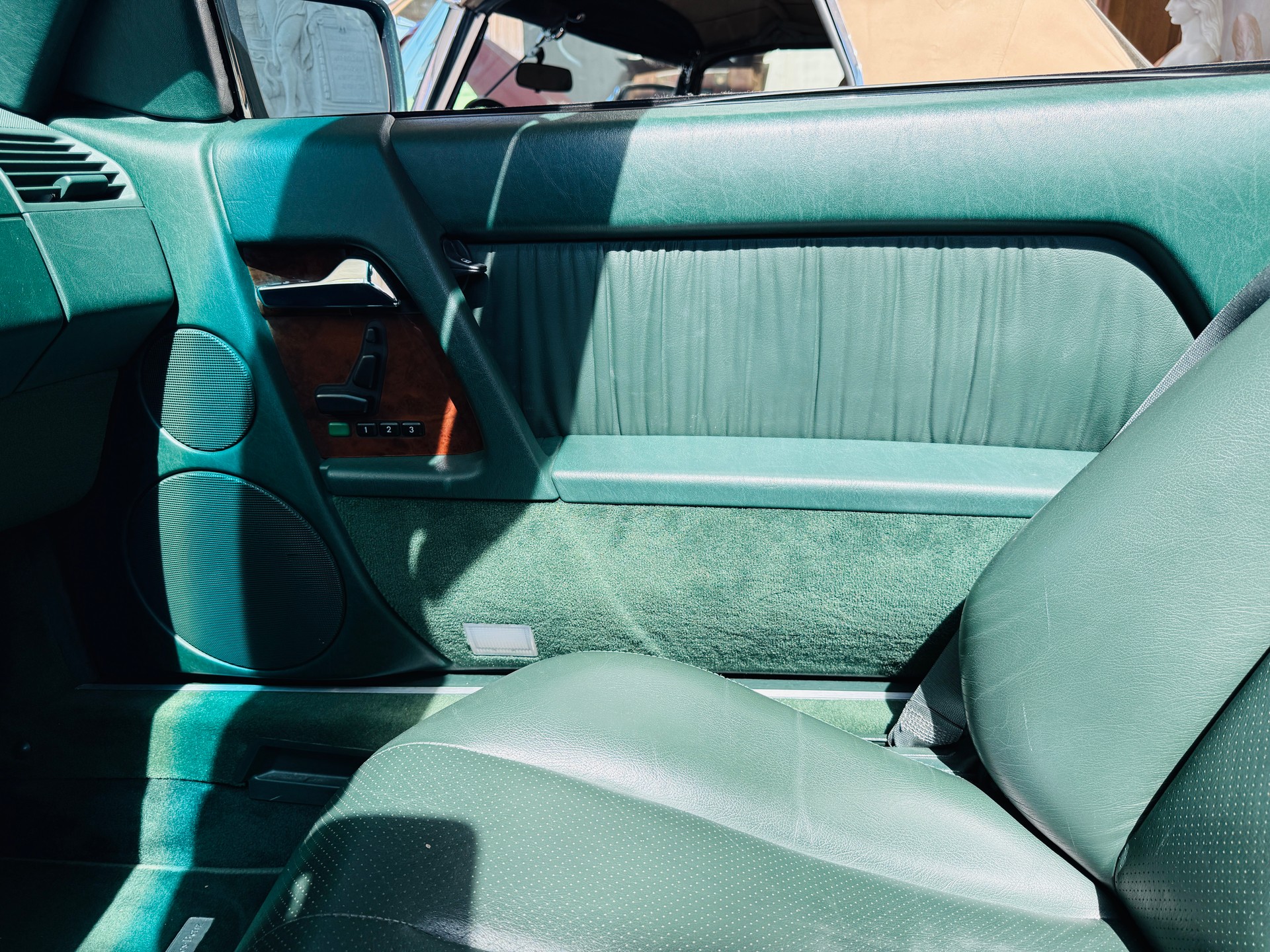 MERCEDES-BENZ SL 600 V12 Veteranenfahrzeug-image-12