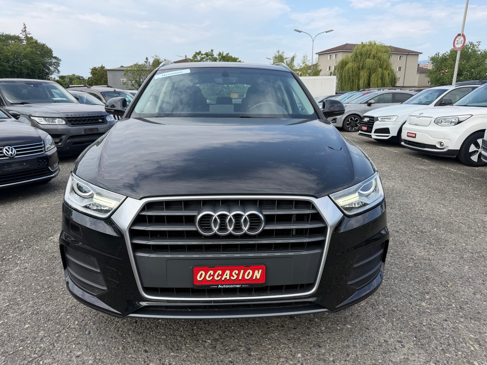 AUDI Q3 2.0 TDI sport-image-0