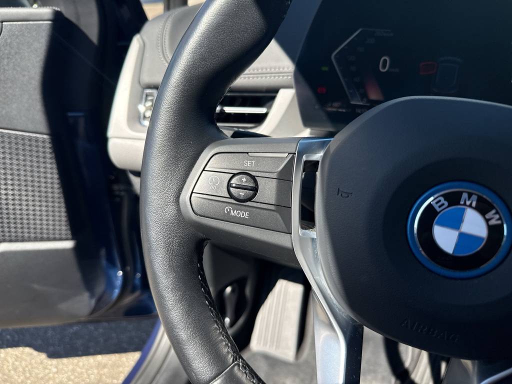 BMW 225e xDrive Active Tourer-image-15
