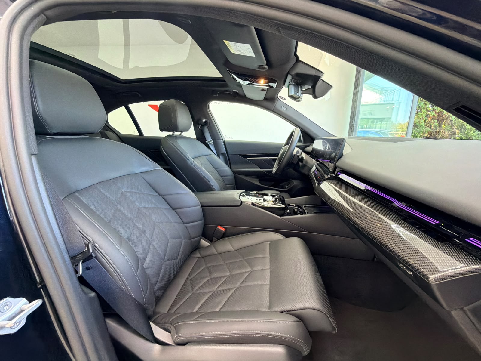 BMW 520i 48V M Sport Steptronic | Panorama | Vollausstattung | Garantie |-image-22