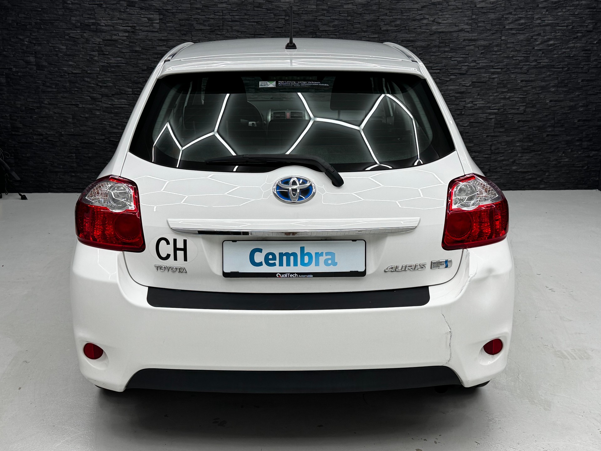 TOYOTA Auris 1.8 16V HSD Linea Luna-image-4