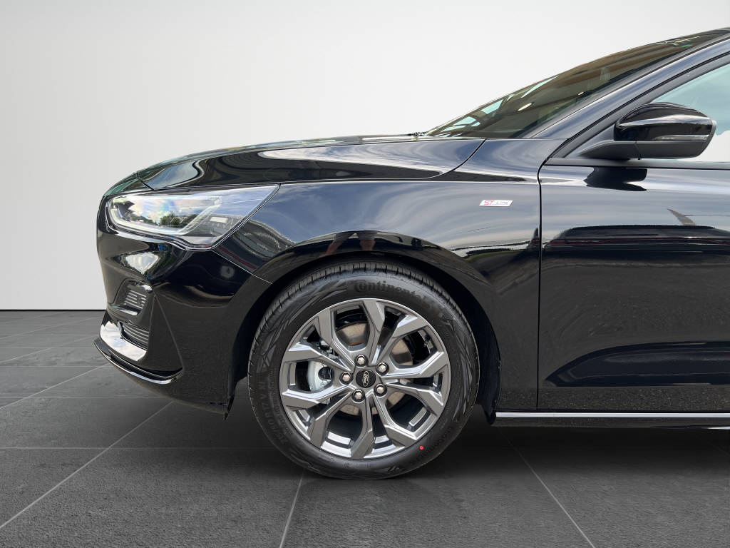 FORD Focus Station Wagon 1.0i EcoB Hybrid 155 ST-Line-image-18