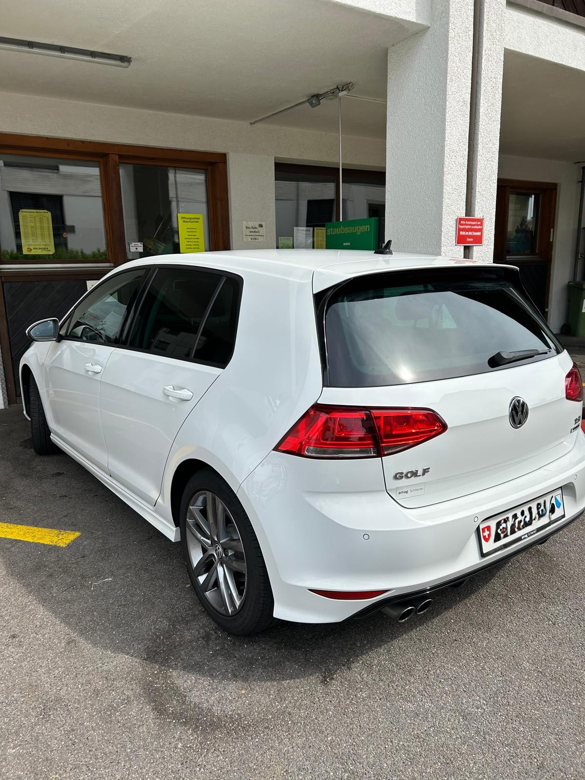VW 1.4 TSI 122 Lounge R-Line-image-3