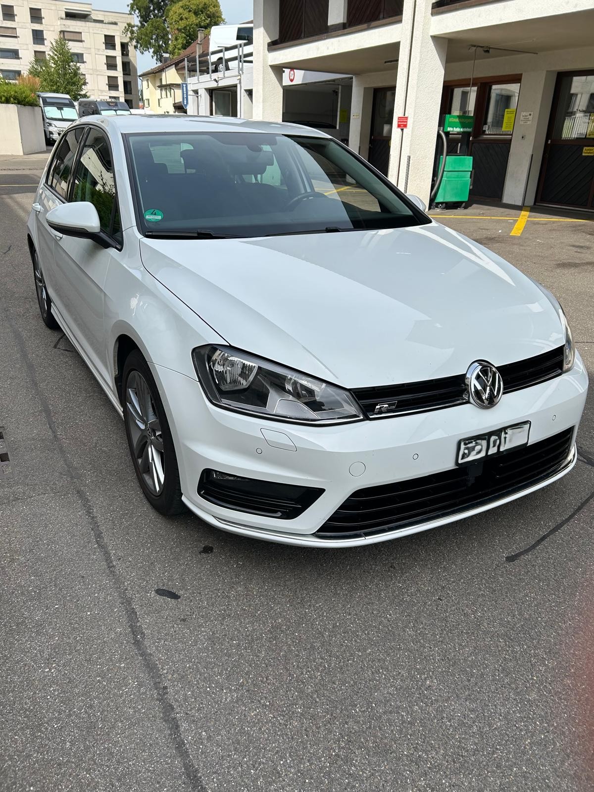 VW 1.4 TSI 122 Lounge R-Line-image-1
