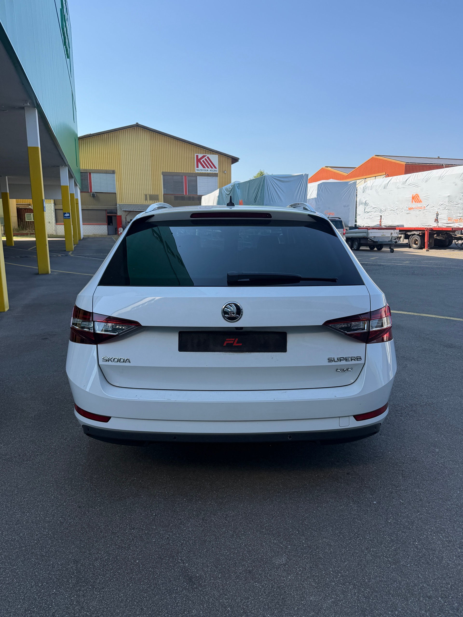 SKODA Superb Combi 2.0 TDi Style 4x4 DSG-image-5