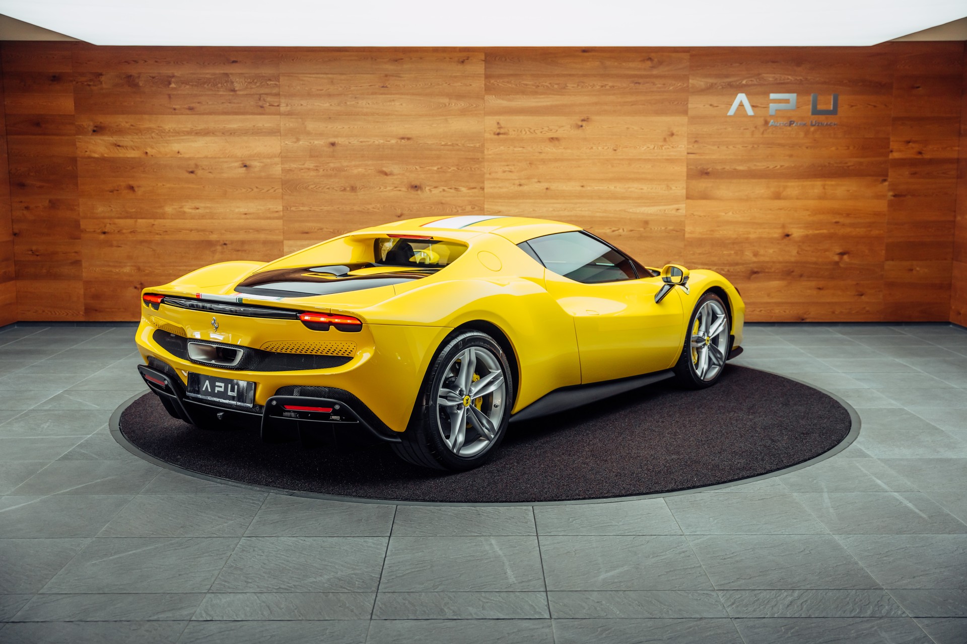 FERRARI 296 GTB Giallo Modena-image-1