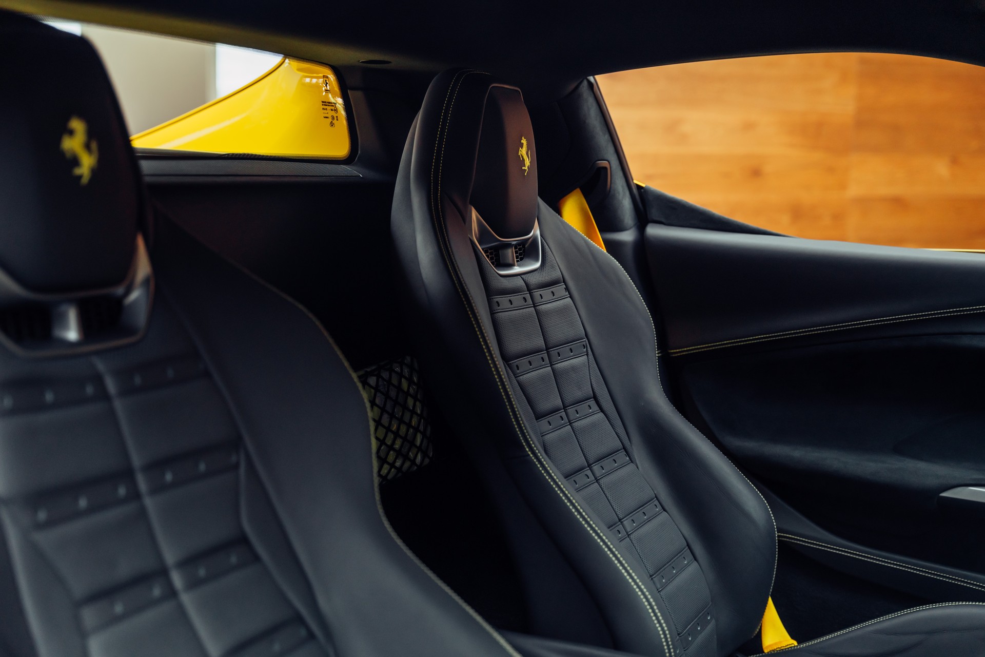 FERRARI 296 GTB Giallo Modena-image-7