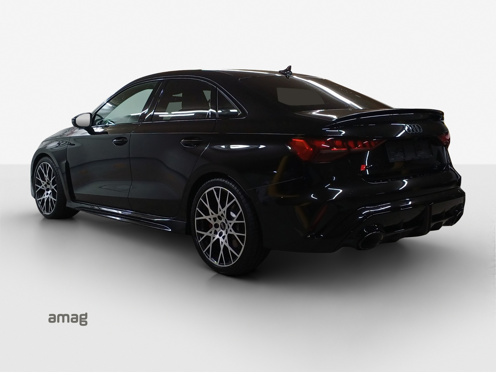 AUDI RS3 Limousine 2.5 TSI quattro S-tronic-showroom-element-2