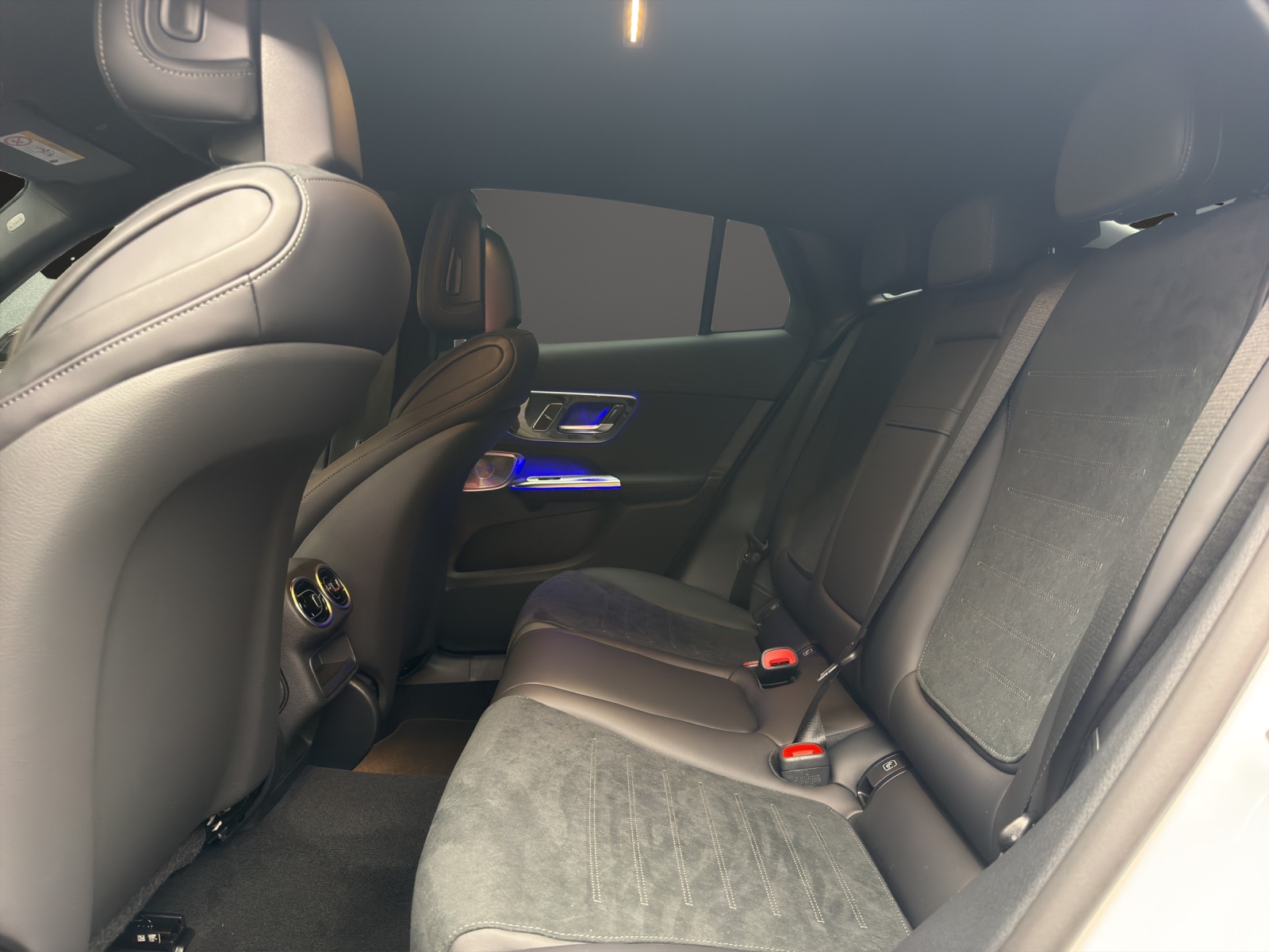 MERCEDES-BENZ GLC 220 d 4MATIC Coupé-image-9