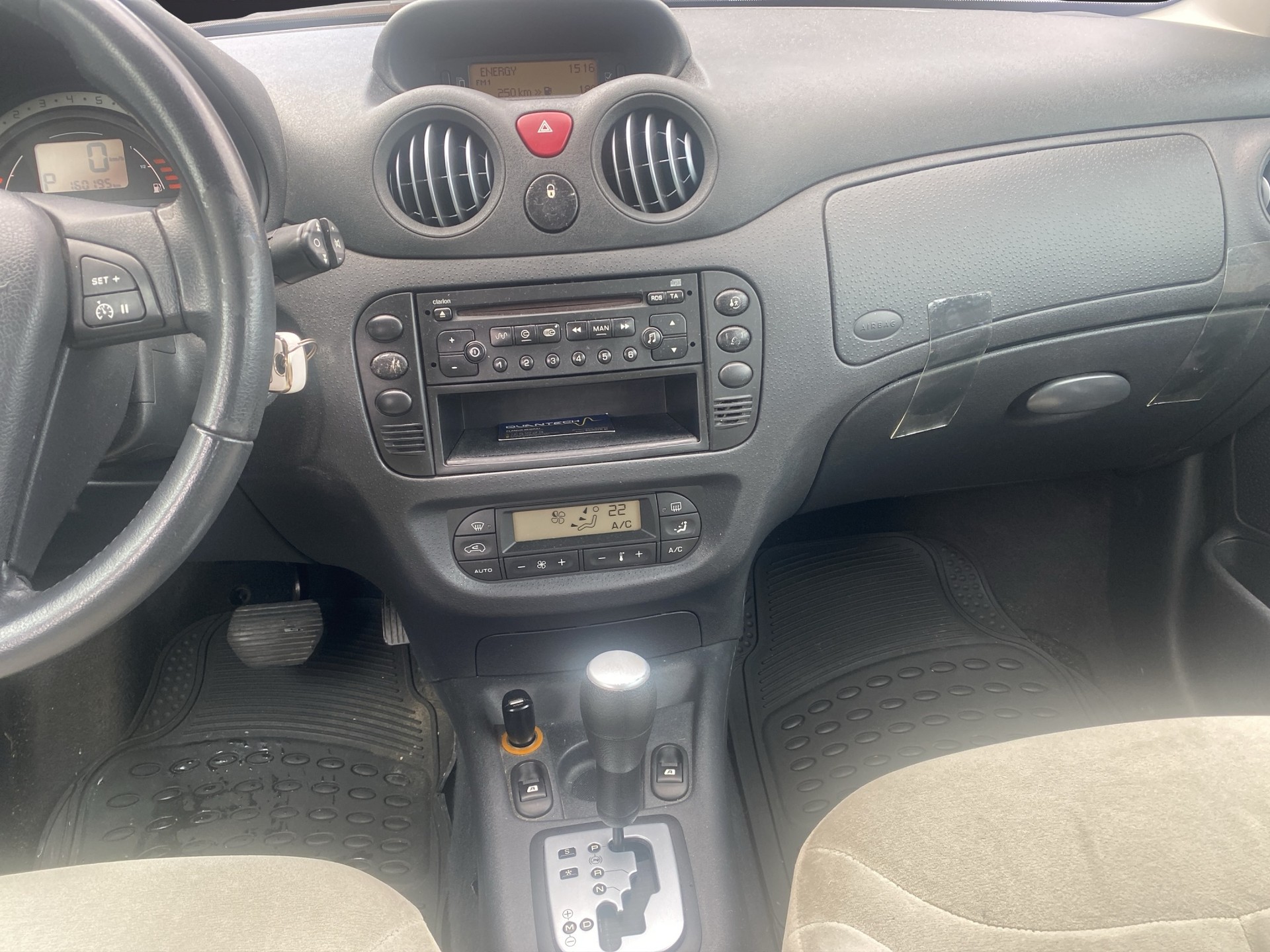 CITROEN C3 1.4i Exclusive-image-10
