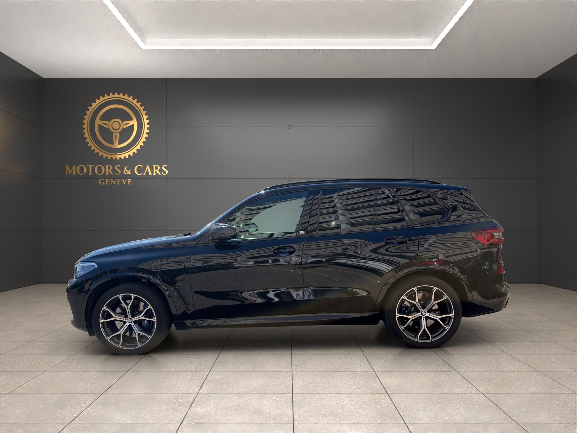 BMW X5 xDrive45e St.Moritz Limited Edition Steptronic-image-4