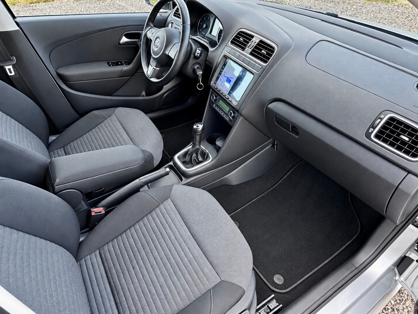 VW Polo 1.6 TDI Comfortline-image-11