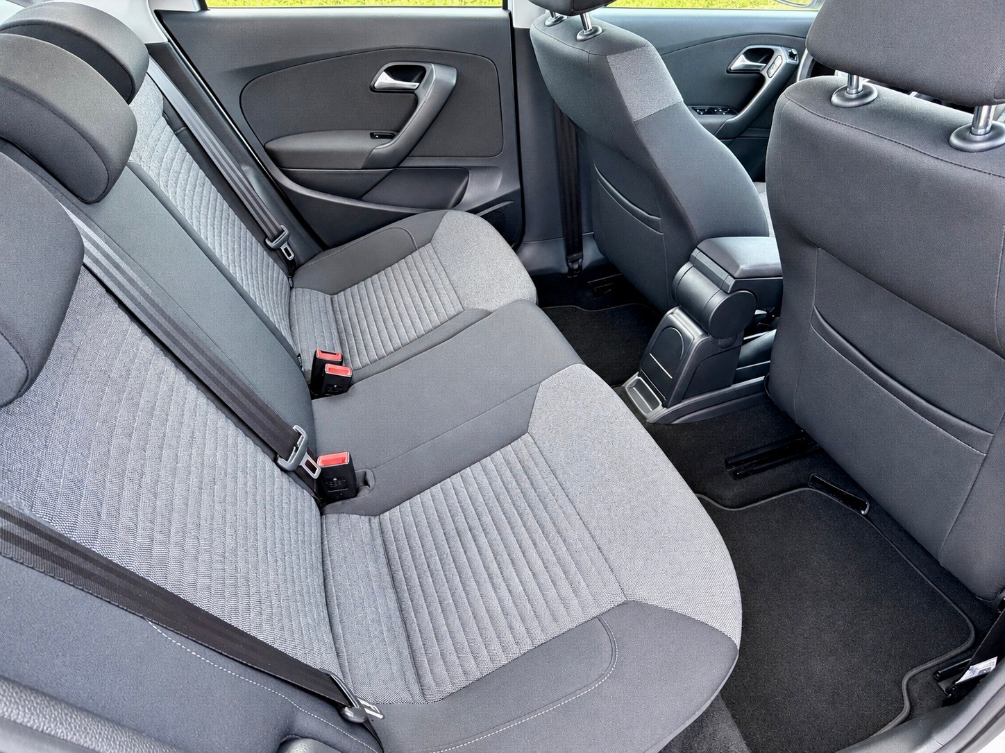 VW Polo 1.6 TDI Comfortline-image-13