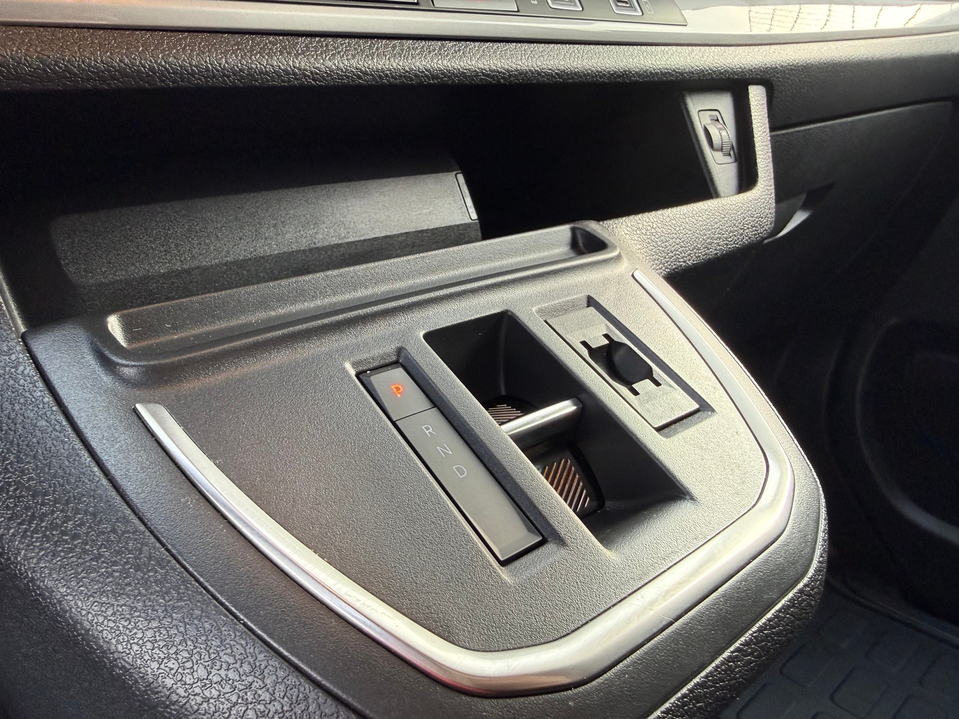 PEUGEOT Expert 2.0 BlueHDi 145 S&S Long EAT8 mit Standheizung-image-8