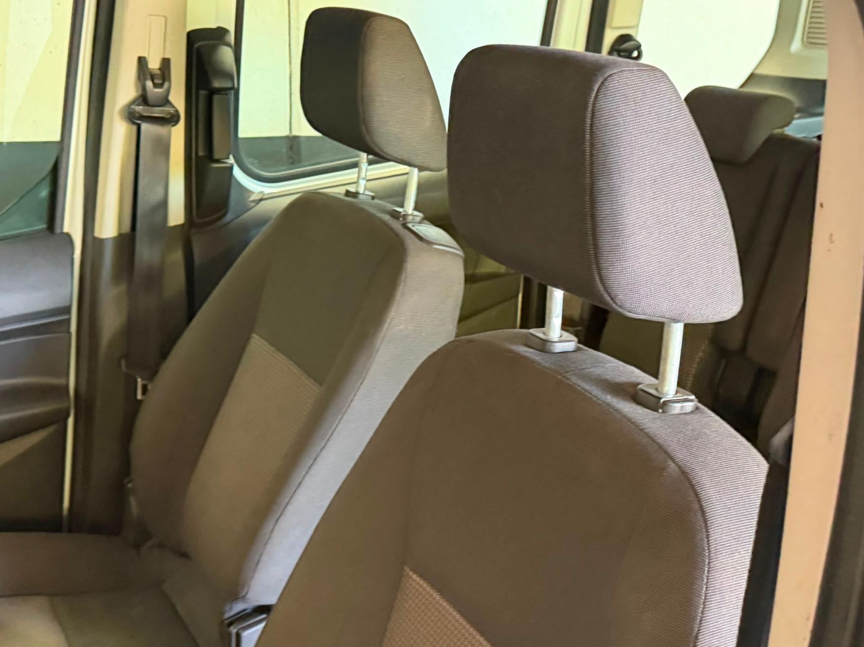 FORD Transit Connect Kombi 220 L1 1.5 TDCi 100 5,Plätzer Ambiente-image-12