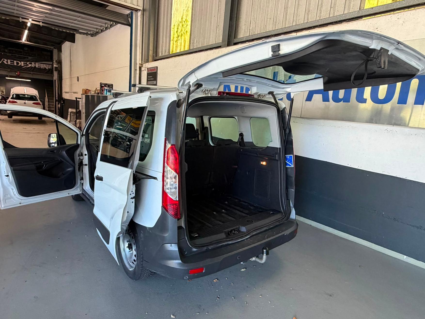 FORD Transit Connect Kombi 220 L1 1.5 TDCi 100 5,Plätzer Ambiente-image-4