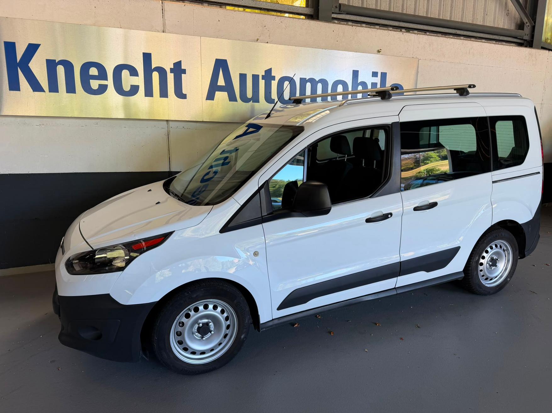 FORD Transit Connect Kombi 220 L1 1.5 TDCi 100 5,Plätzer Ambiente-image-1