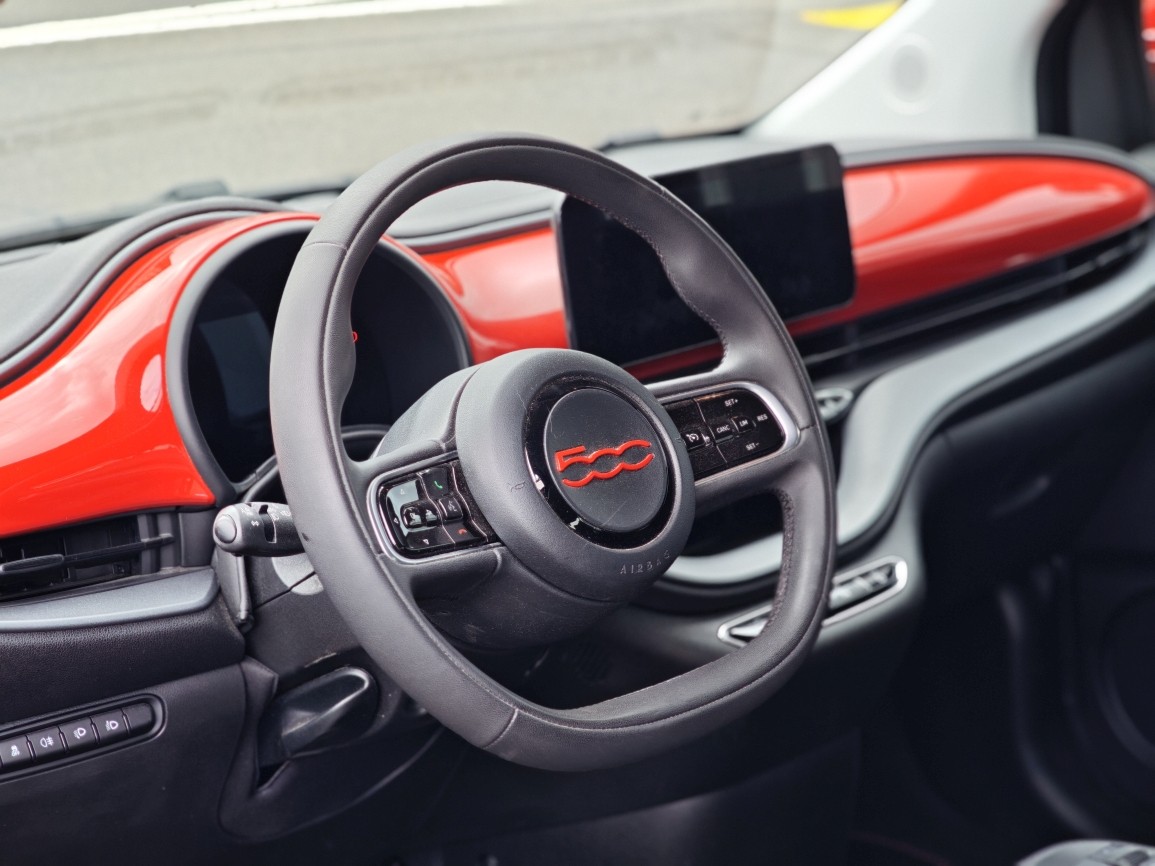 FIAT 500 Red-image-5