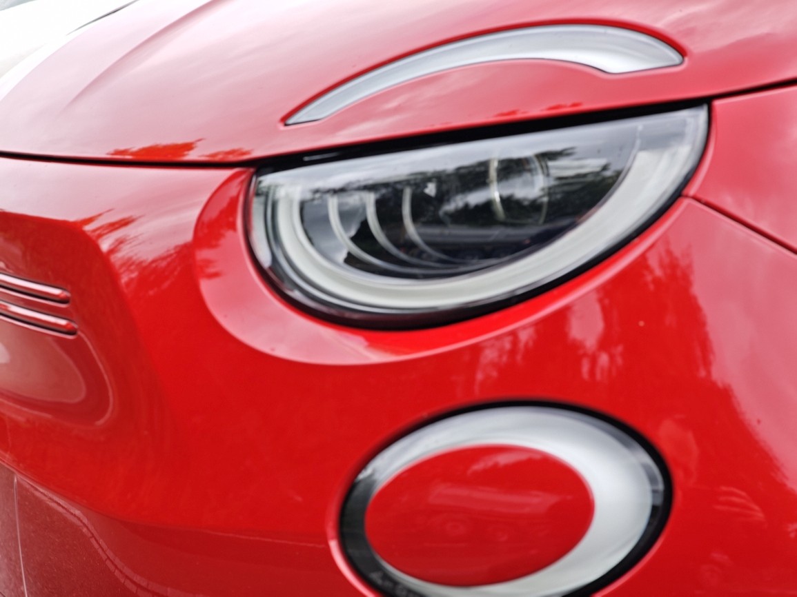 FIAT 500 Red-image-7