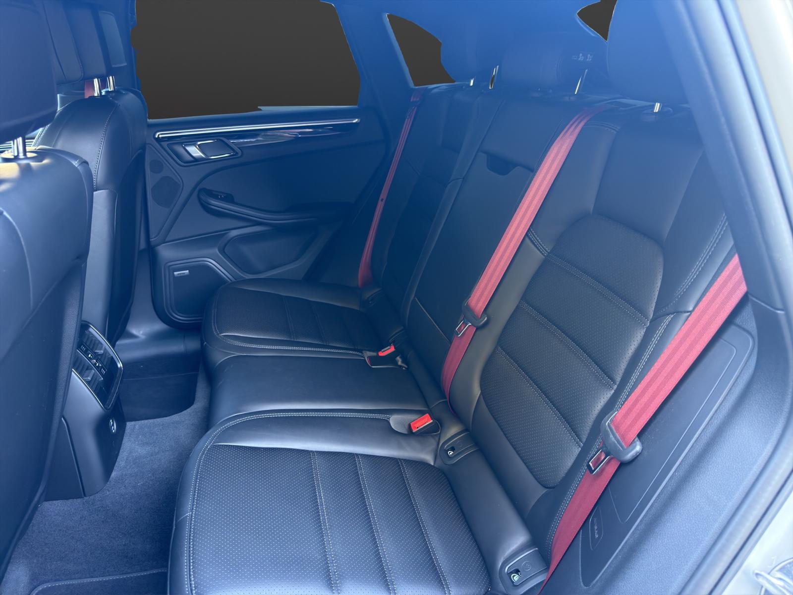 PORSCHE Macan S PDK-image-14